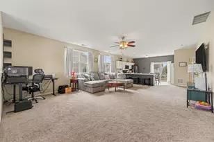 1165 Poppyfield Pl, Schererville, IN 46375 - Photo 4