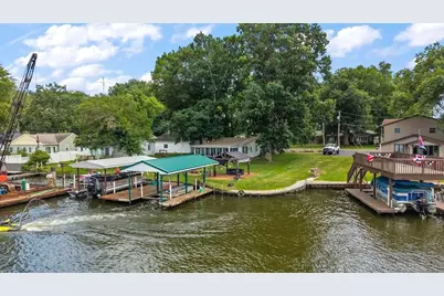 5008 E Shady Point Drive, Monticello, IN 47960 - Photo 1