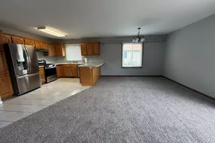110 Lyn Dee Ct, New Carlisle, IN 46552 - Photo 8