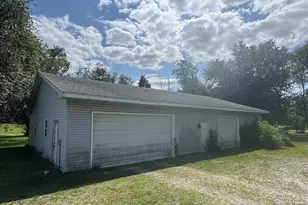 12731 County Rd 950 W, Demotte, IN 46310 - Photo 10