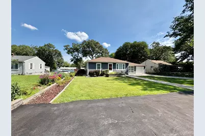 1023 Riverlane Drive, Lake Station, IN 46405 - Photo 2