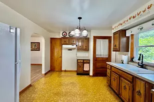 1023 Riverlane Dr, Lake Station, IN 46405 - Photo 6