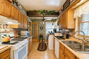 7334 Baring Pkwy, Hammond, IN 46324 - Photo 12