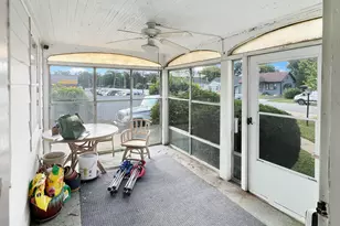 134 Keilman St, Dyer, IN 46311 - Photo 4