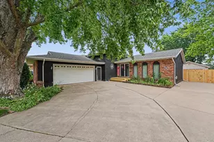 9425 Larch Dr, Munster, IN 46321 - Photo 1
