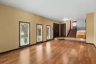 9425 Larch Dr, Munster, IN 46321 - Photo 2