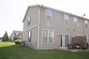 879 Flagstone Dr, Dyer, IN 46311 - Photo 14