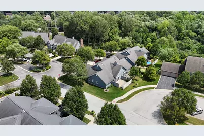 8602 Farmington Street, Saint John, IN 46373 - Photo 24