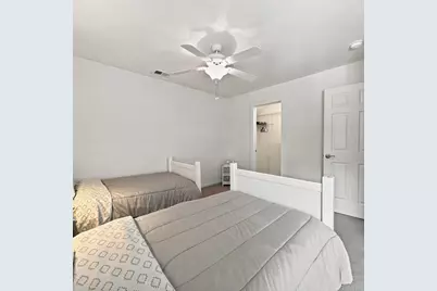 386 E 1050 N, Chesterton, IN 46304 - Photo 30