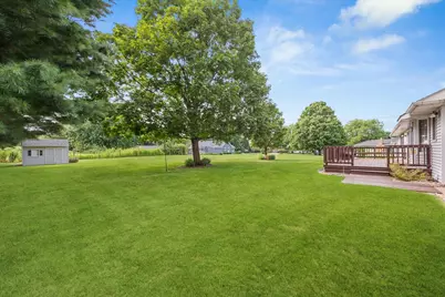 223 Thornhedge Drive, Valparaiso, IN 46383 - Photo 12