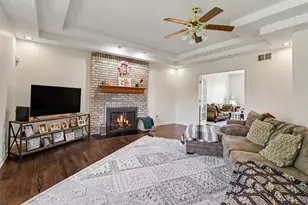 1931 Cherrywood Ct, Munster, IN 46321 - Photo 6