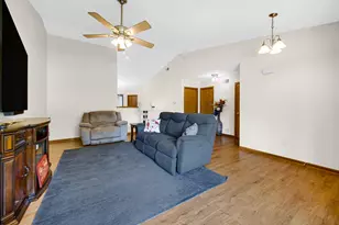 9874 Hart St, Saint John, IN 46373 - Photo 6