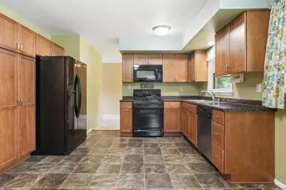 7605 W 86th Avenue, Crown Point, IN 46307 - Photo 6