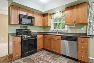 7605 W 86th Ave, Crown Point, IN 46307 - Photo 2