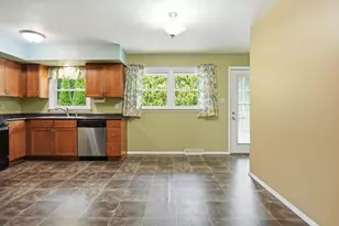 7605 W 86th Ave, Crown Point, IN 46307 - Photo 4