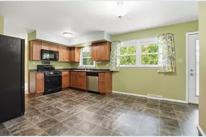 7605 W 86th Avenue, Crown Point, IN 46307 - Photo 8