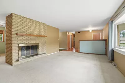 7605 W 86th Avenue, Crown Point, IN 46307 - Photo 4