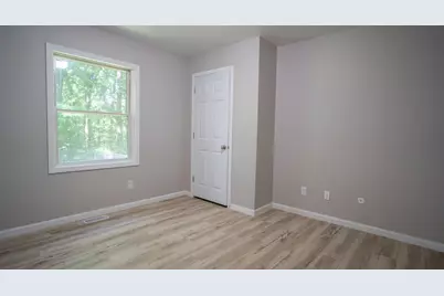 1553 W US Highway 20, La Porte, IN 46350 - Photo 10