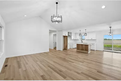 508 W Beaver Street, Morocco, IN 47963 - Photo 16