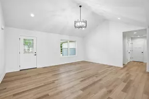 508 W Beaver St, Morocco, IN 47963 - Photo 12