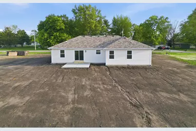 508 W Beaver Street, Morocco, IN 47963 - Photo 4