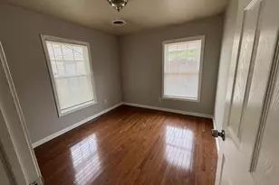 210 Pleasant Ave, Michigan City, IN 46360 - Photo 8