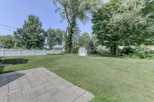 515 S Park Dr, Chesterton, IN 46304 - Photo 18
