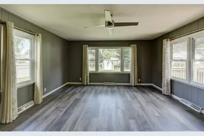 515 S Park Drive, Chesterton, IN 46304 - Photo 8
