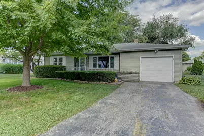 515 S Park Drive, Chesterton, IN 46304 - Photo 1