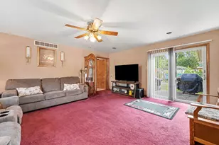 501 Belden Dr, Dyer, IN 46311 - Photo 14