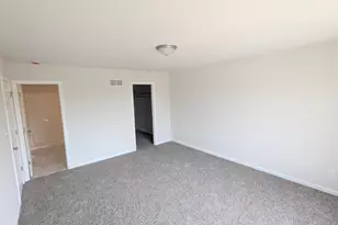 6761 Whitcomb St, Merrillville, IN 46410 - Photo 14