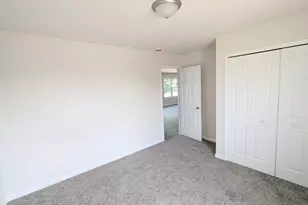 6761 Whitcomb St, Merrillville, IN 46410 - Photo 22