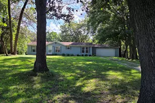 11643 Chateau Ln, Demotte, IN 46310 - Photo 1