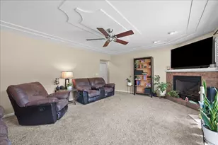 529 Birch St SW, Demotte, IN 46310 - Photo 4