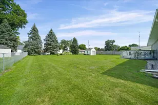 529 Birch St SW, Demotte, IN 46310 - Photo 24