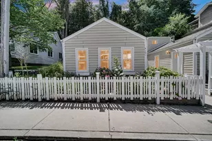 206 Lake Ave, Michigan City, IN 46360 - Photo 2