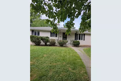 424 E Joliet Street, Crown Point, IN 46307 - Photo 1