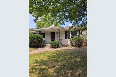 424 E Joliet Street, Crown Point, IN 46307 - Photo 1