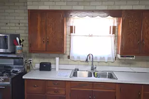 1539 Roberts Ave, Whiting, IN 46394 - Photo 10