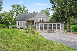 228 W Joliet Rd, Valparaiso, IN 46385 - Photo 6