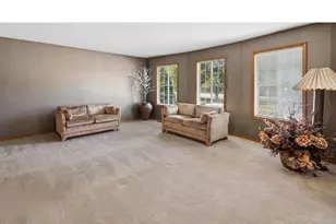 3992 Willowood Ct, Crown Point, IN 46307 - Photo 2