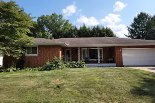 606 W 13th St, La Porte, IN 46350 - Photo 1