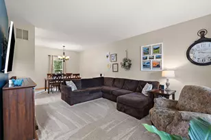 1344 Flagstone Dr, Dyer, IN 46311 - Photo 8