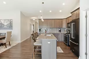 10791 Scarlett Oak Dr, Saint John, IN 46373 - Photo 8