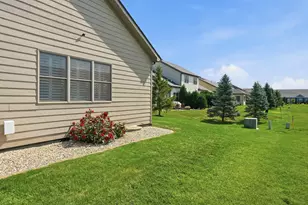 10791 Scarlett Oak Dr, Saint John, IN 46373 - Photo 30