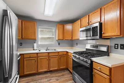 405 N Grant Street, Crown Point, IN 46307 - Photo 12