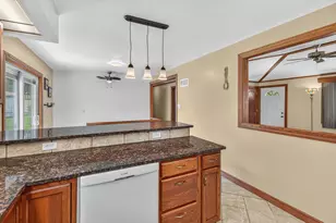 9937 Delaware Pl, Highland, IN 46322 - Photo 8