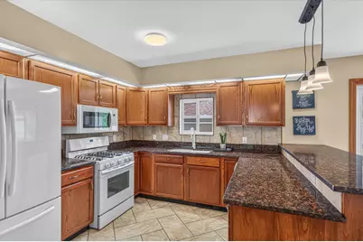 9937 Delaware Place, Highland, IN 46322 - Photo 6