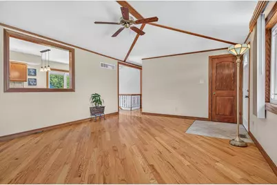 9937 Delaware Place, Highland, IN 46322 - Photo 4