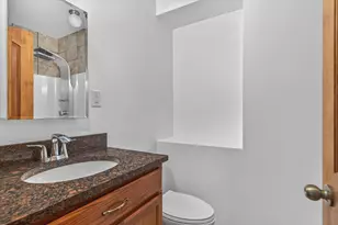 9937 Delaware Pl, Highland, IN 46322 - Photo 16